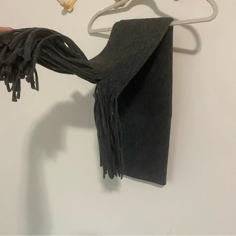 NWT Lucky Brand Gray Soft Scarf with Fringe/Tassel Ends